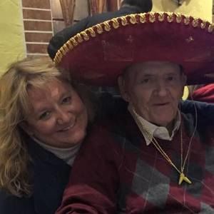 Meet your Posher, Dana